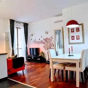 The Red In With Free Parking Appartamento